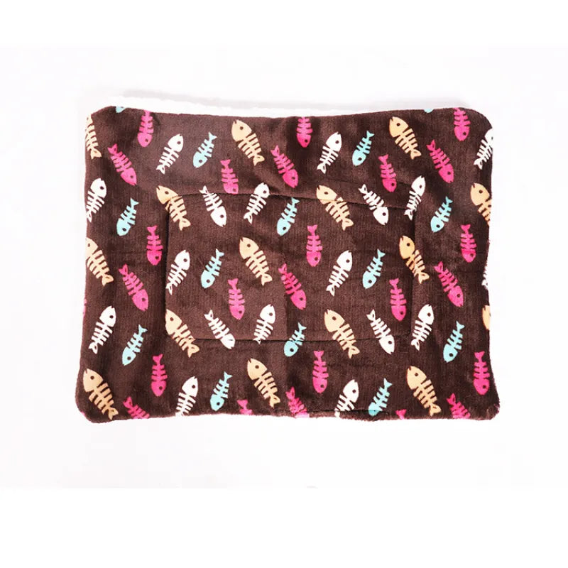 Thick Printed Fleece Pet Blanket Mat for Cats and Dogs